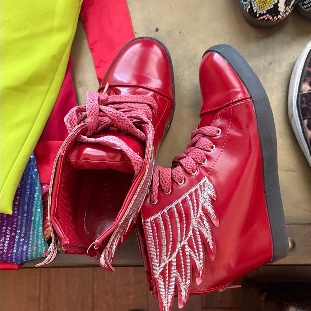 Stylish Red Winged Sneakers for Women